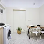 Caragiale Апартаменти